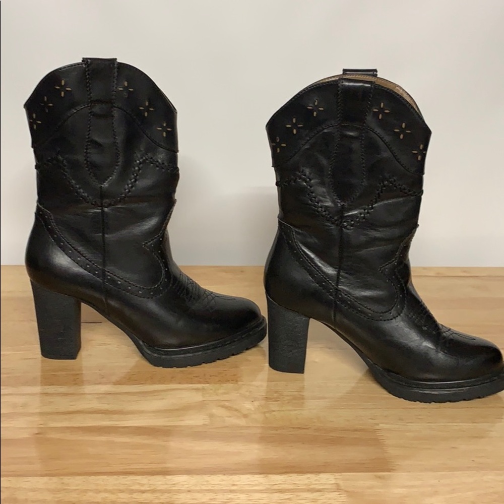 vegan leather black cowgirl boots